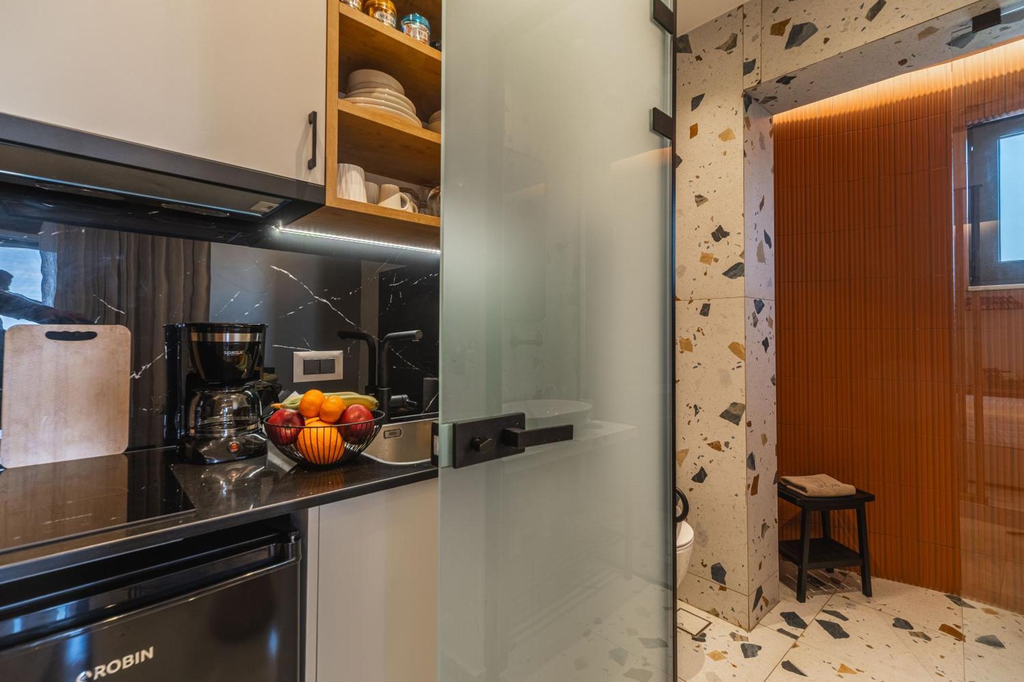 Eros Luxury Suites Retimno Zewnętrze zdjęcie