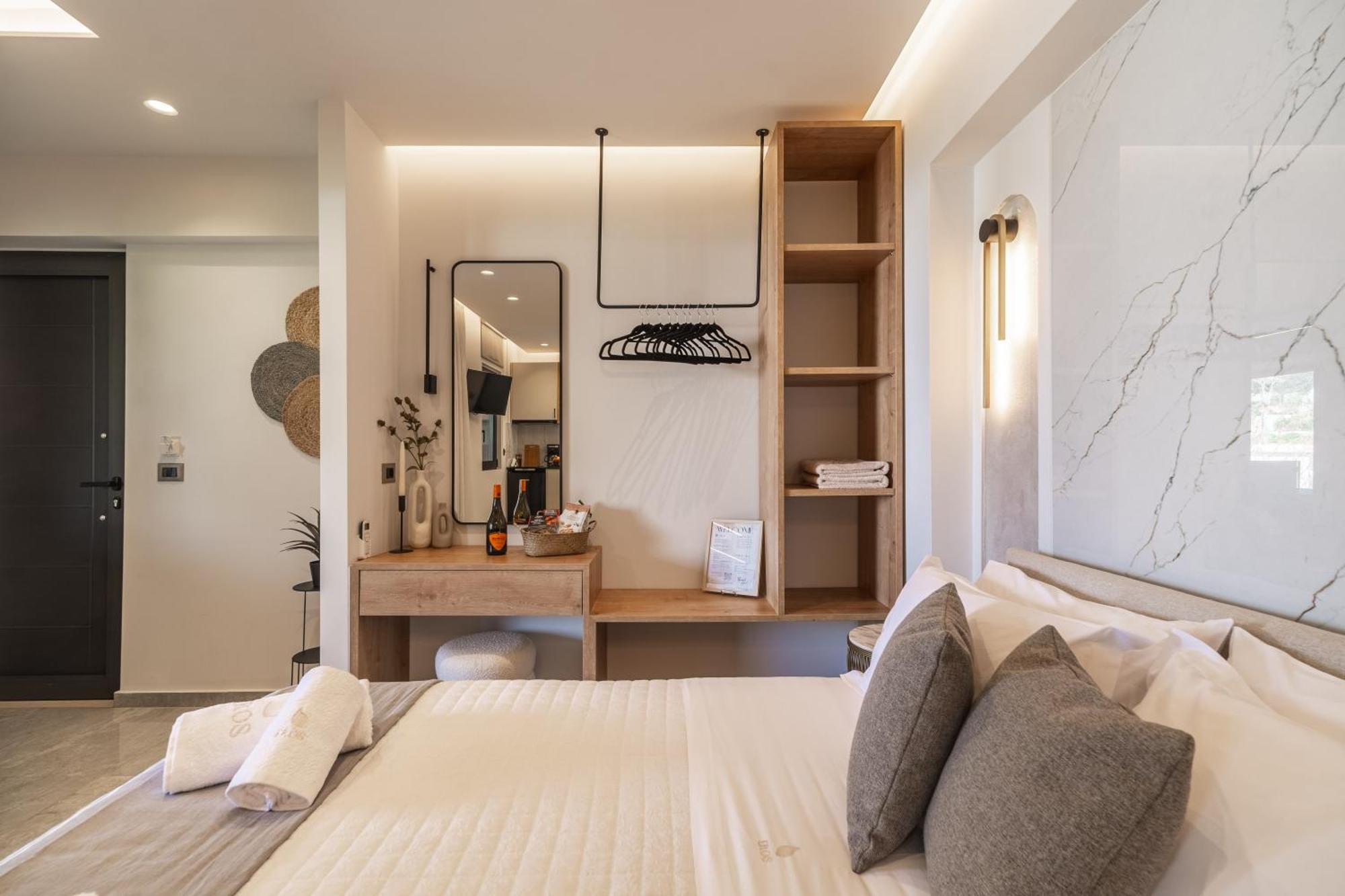 Eros Luxury Suites Retimno Zewnętrze zdjęcie